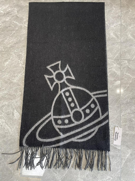 土星西太后羊毛围巾 商品图0