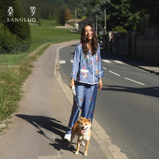 【孙千同款】明星同款桑罗魔法小狗桑蚕丝俏皮撞色家居服女四季可穿情侣家居服眼罩睡裙 商品图1