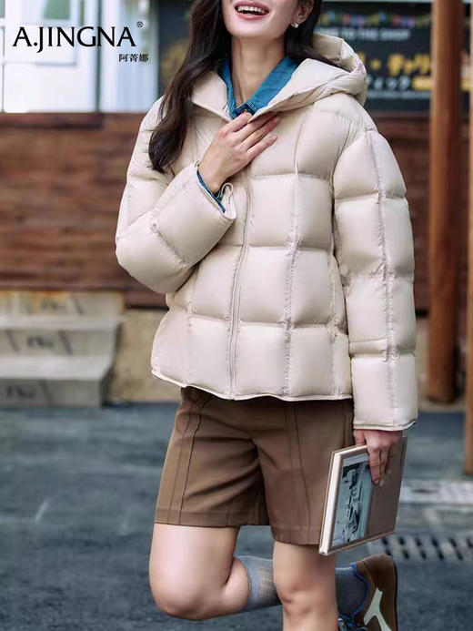【 方格绗线】阿菁娜冬冬季新款方格绗线羽绒服星朵绒轻盈保暖连帽休闲F30D216023 商品图2