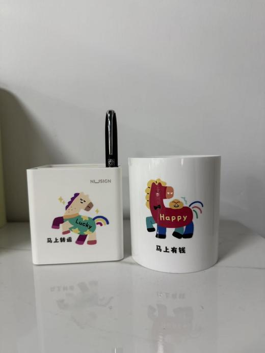 亚克力笔筒 商品图2