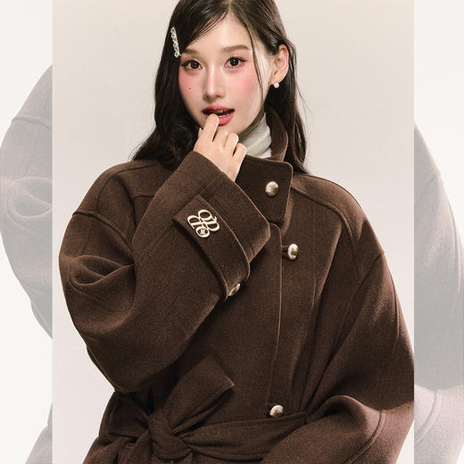 西遇复古棕色立领毛呢外套女冬季新款系带收腰气质中长款大衣SS051915 商品图3