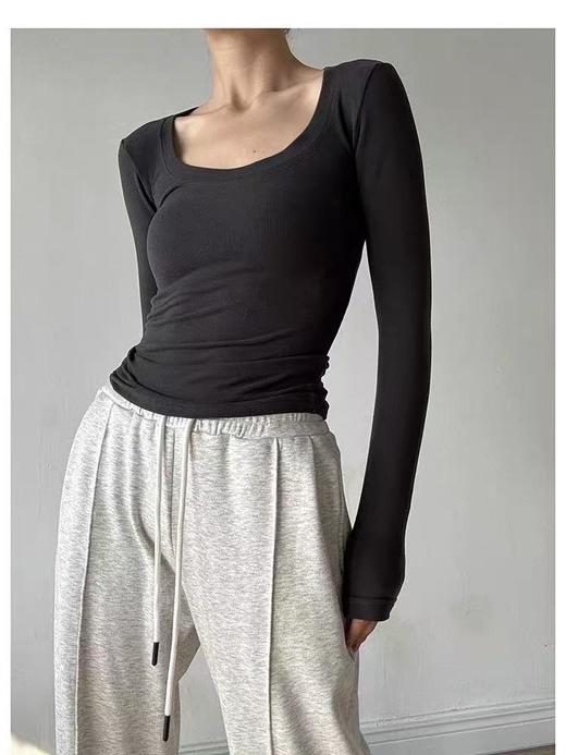 【超值特卖】U领粘胶纤维软料短款打底衫-喜出 商品图2