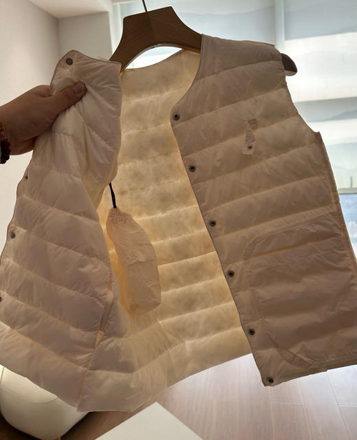 无异味95鹅绒轻薄马甲羽绒服110508 商品图3
