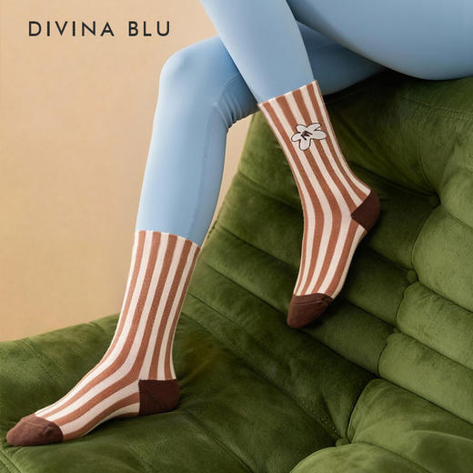 DIVINA BLU 中筒艺术袜 商品图3