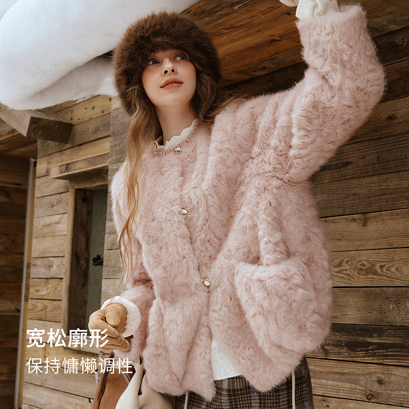 OLrain欧芮儿2025新款冬季粉色仿皮毛一体环保皮草宽松短款外套女