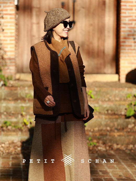 PETIT SCHAN小闪 CLO#977 Warm and Goofy 暖憨憨 复古羊羔毛撞色马甲 商品图1