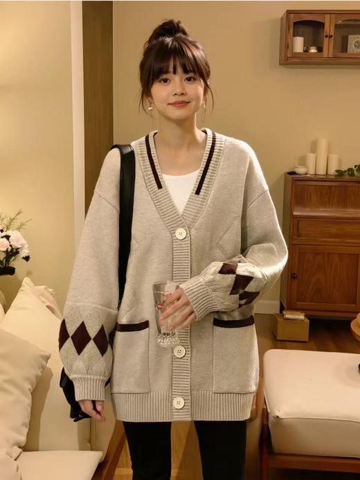 【韩系毛衣】中长菱形格针织中款开衫毛衣-喜出 商品图0