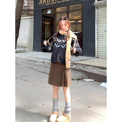 <曾小咸推荐>现货秒杀！微信超特价！费尔岛黑色拉链毛衣开衫 日常229.99 立减130 秒杀99.99！ 商品图1