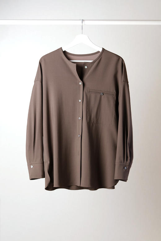 极简诧寂风羊毛梭织圆领单口袋长袖衬衫 商品图5