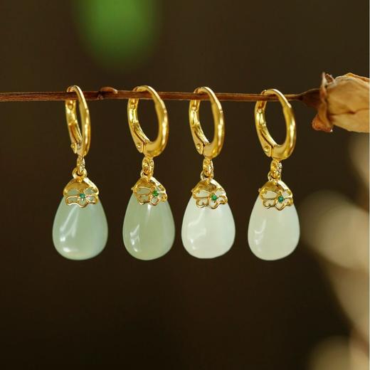 丁摩 天然和田青玉耳环耳扣女足银玉石耳坠复古精致水滴耳饰5ZF-55133 商品图0