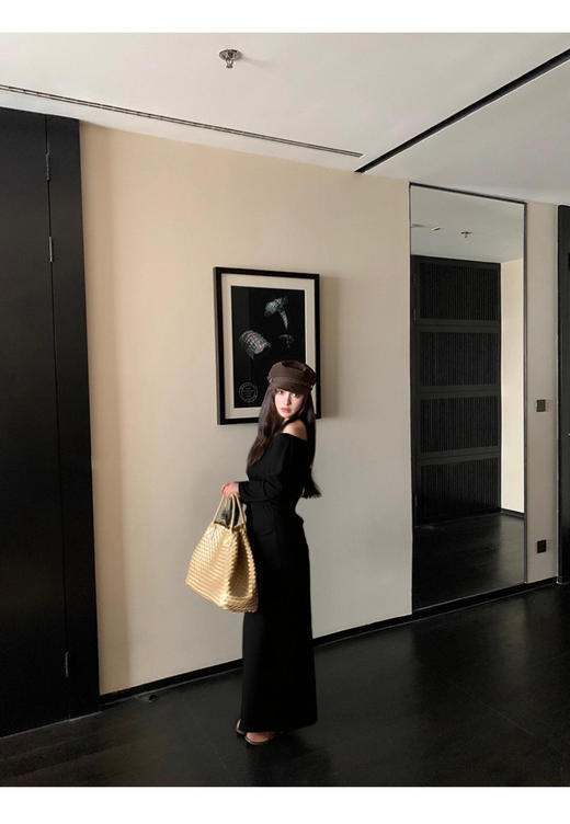 欧芮儿2025新款冬季黑色针织裙类套装女 商品图1