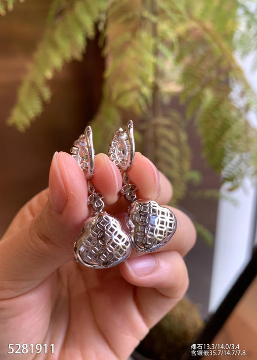 5281911，葫芦耳坠。具体价格微信咨询 商品图5