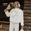 软糯仿生皮草外套带围巾设计感短款女冬季宽松毛茸茸皮毛一体外套 商品缩略图0