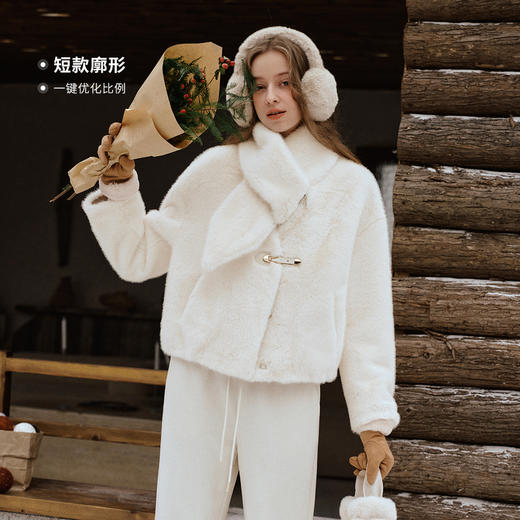 软糯仿生皮草外套带围巾设计感短款女冬季宽松毛茸茸皮毛一体外套 商品图0