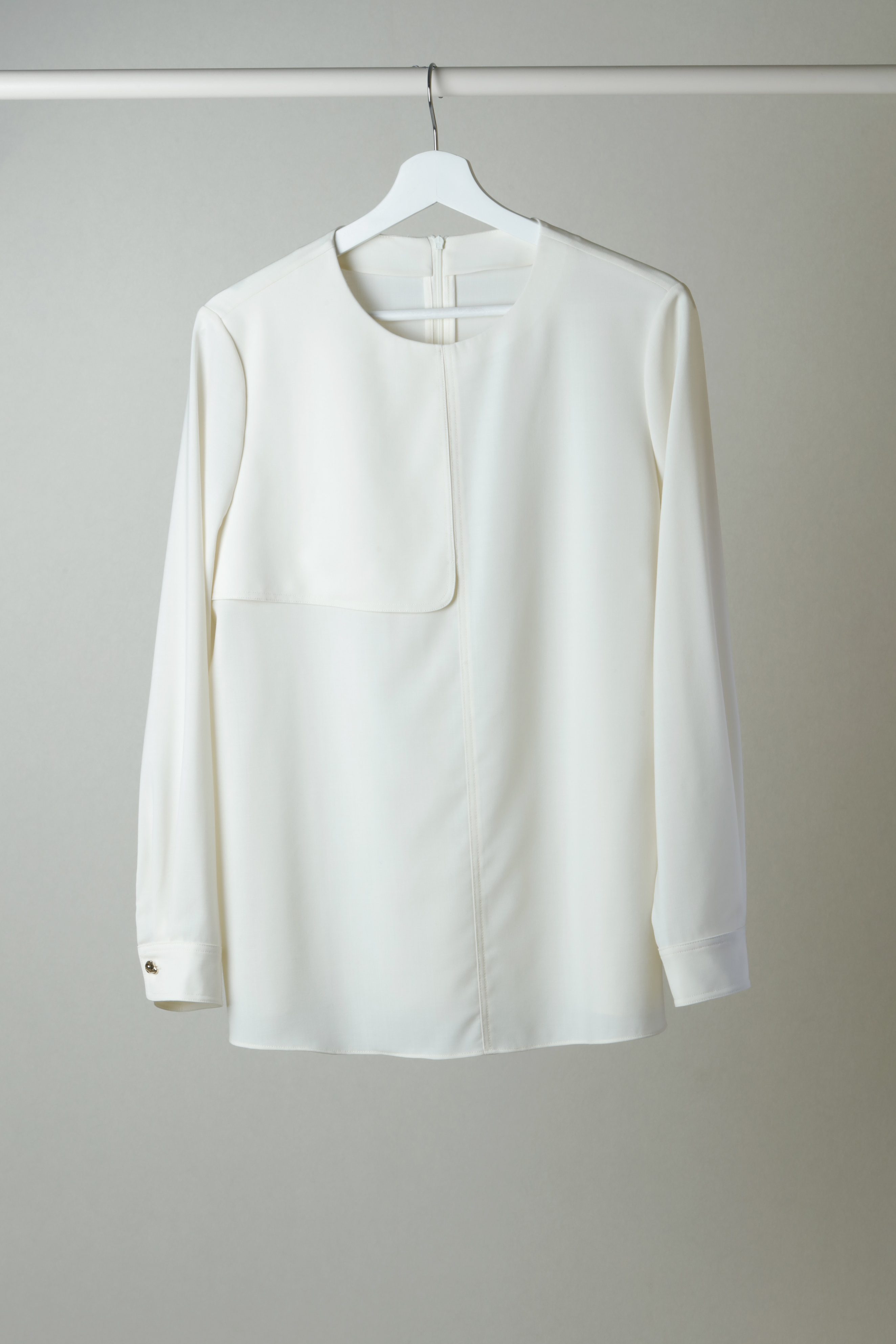 极简设计羊毛梭织圆领衬衫