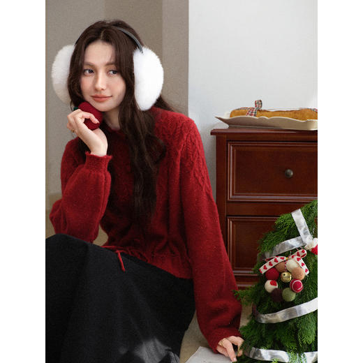 鹿向南「赤襟沐光」气质红色毛衣女2025秋冬圣诞氛围感针织衫上衣 商品图4