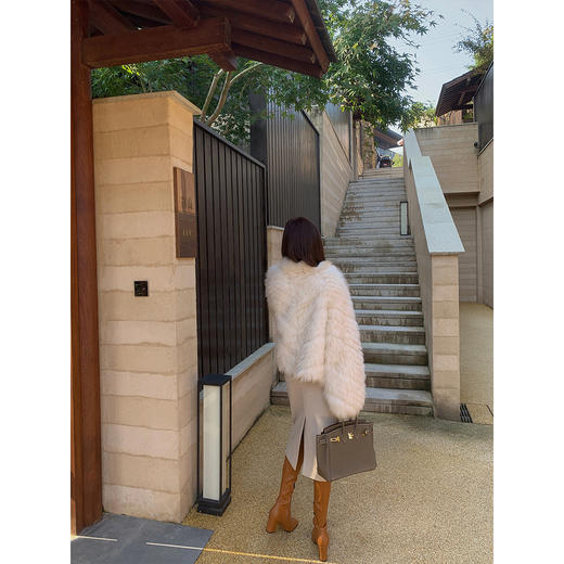 LINCHAOZHANG【干金归来】 LW250186 皮草外套 商品图2