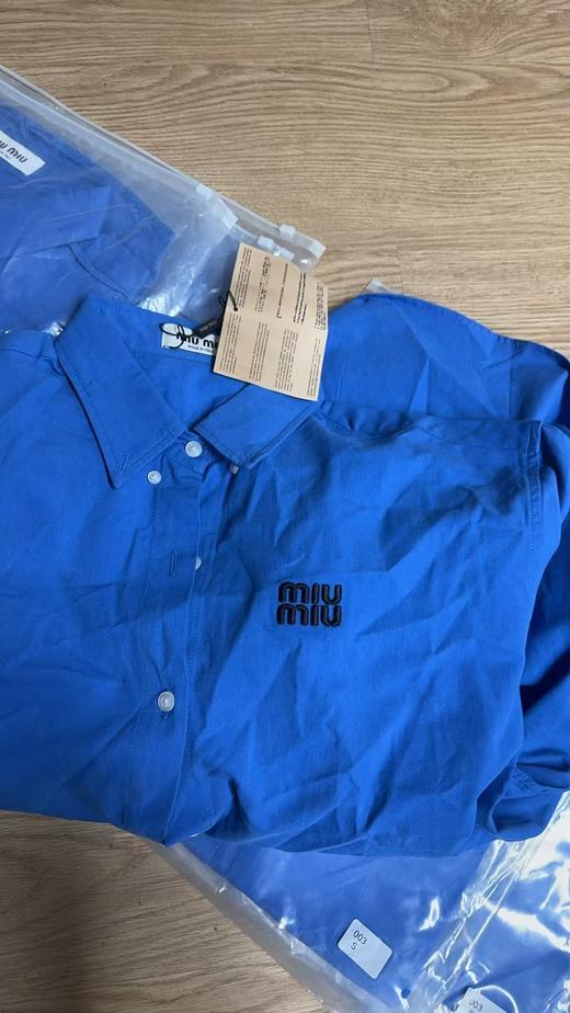 miu缪家休闲百搭舒适衬衣 商品图0