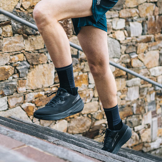 ALTRA 奥创 EXPERIENCE FLOW 男款轻量透气缓震支撑跑步运动鞋 商品图3