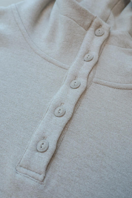 慕斯|温暖包裹德绒连帽上衣 商品图2