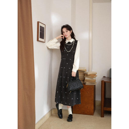 鹿向南「雾灰蝶语」灰色假两件拼接设计感连衣裙女秋冬气质长裙子 商品图1