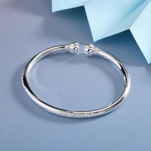 【宏艺珠宝】星砂缠枝·足银手镯 商品图1