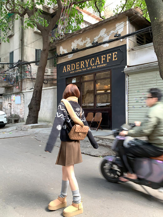 <曾小咸推荐>现货秒杀！微信超特价！费尔岛黑色拉链毛衣开衫 日常229.99 立减130 秒杀99.99！ 商品图8