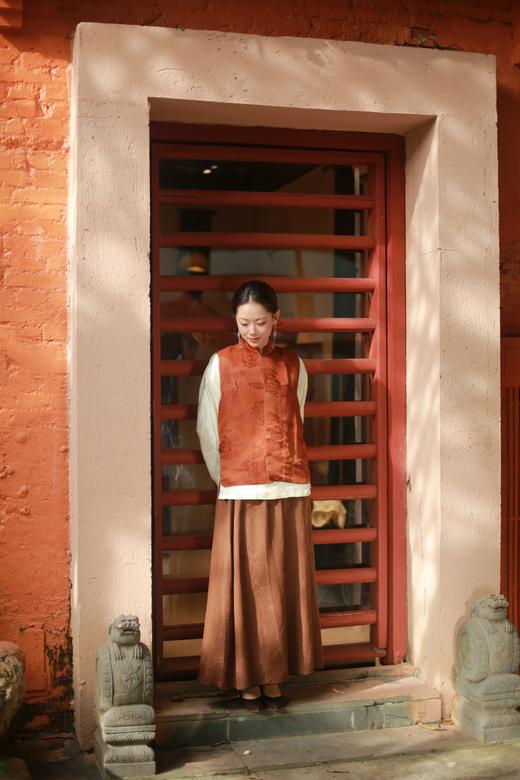 漫物记丝麻红云纱祥云牡丹花立领马甲mwj-M289 商品图0