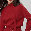 【12/03新品】熙世界绵羊毛&兔毛圣诞红色毛衣女冬季套头挂脖设计氛围感针织衫 商品缩略图3