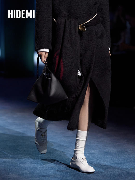 HIDEMI 大秀款进口头层小羊皮老钱风极简设计感超软脚感薄底球鞋 商品图4