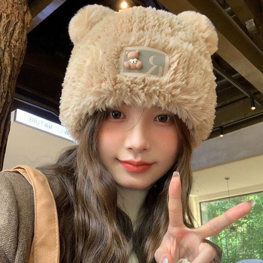 【潮搭神器❗️可爱小熊毛毛帽】超又上镜，大头显小防风护耳，软糯亲肤不易掉毛，又甜又保暖，秋冬季软糯毛绒大头围保暖包头毛线帽QQ 商品图3