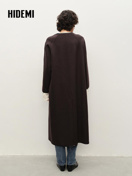 HIDEMI 简约设计感包嵌式皮边v领长款廓形美利奴羊毛双面呢大衣 商品图1