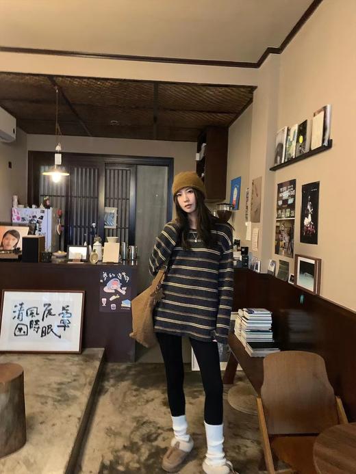 老米优品🎈软到像被兔子贴贴~🐇《黄色条纹兔毛绒温暖宽松打底tee》像开了复古滤镜！宽松遮肉，柔软双面绒，蓄热力一流哦！T251202A 商品图11