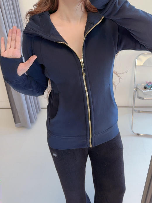 非质量问题不退换Lulu Scuba 女士修身款拉链连帽衫(EJ) 商品图5