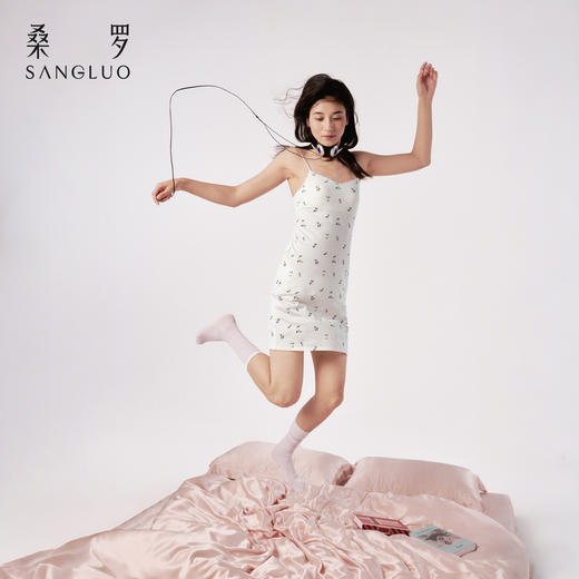 Bra-in』桑罗蓝莓真丝吊带裙100%桑蚕丝可外穿睡裙 商品图1
