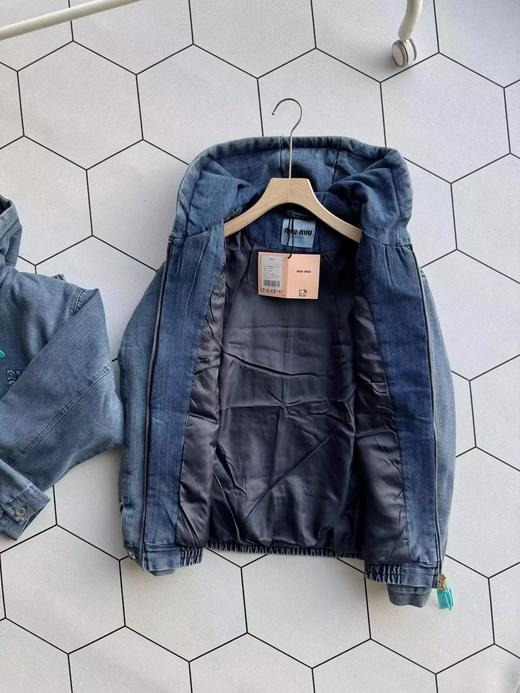 D120204纯色字母Logo连帽拉链宽松水洗牛仔棉服外套 商品图5