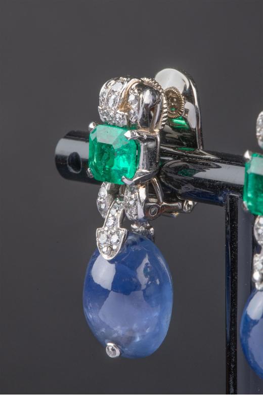 独角鹿西洋古董20世纪法国出品白金镶嵌蓝宝石祖母绿及钻石珠宝套件（含耳饰、项链、手链） 商品图8