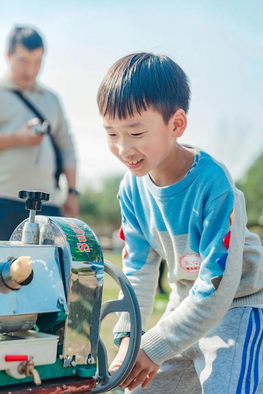 12.20（六）❗️ 【双流黄水镇·冬至快乐】 挤羊奶、搬甘蔗、榨甘蔗汁、画糖画、烤羊奶面包、烤铁盒爆米花、趣味赶鸭 商品图5