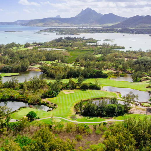 4天3晚【毛里求斯安娜希塔四季】毛球顶奢，全年可询！全泳池别墅房型设计，享18洞高尔夫球局、100欧元消费额、鹿岛四季私家海滩，深度体验上天入海的全能海岛~ 商品图1