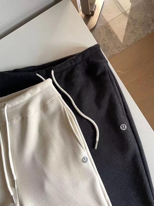 D120236云感微喇裤女2025冬季新款慵懒感休闲长裤 商品图13