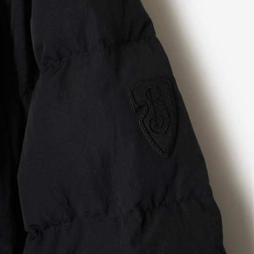 【一】BURBERRY 巴宝莉 女士 B 字盾牌徽标贴花短款尼龙羽绒服 黑色 8097862 C1900 商品图1