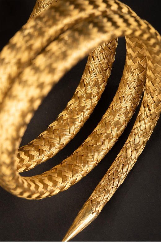 独角鹿西洋古董19世纪欧洲出品18K黄金镶嵌红宝石及钻石编织纹理灵蛇造型手镯 商品图6