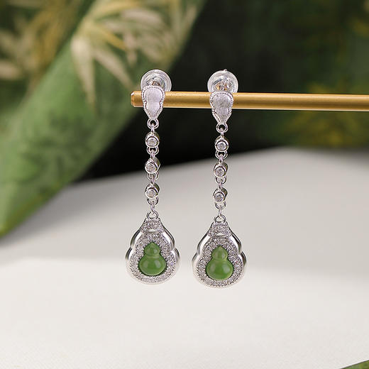 【福禄降临】天然和田玉S925纯银碧玉葫芦福禄耳钉【CW-ED04119】 商品图0