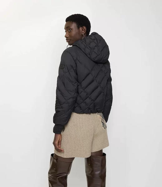 女士连帽绗缝蓬松鹅绒羽绒服。  黑色 粉色。自己备注号码 商品图3