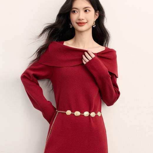 【12/03新品】熙世界2025冬季圣诞千金赫本红色蝴蝶结一字领针织连衣裙氛围感女 商品图4