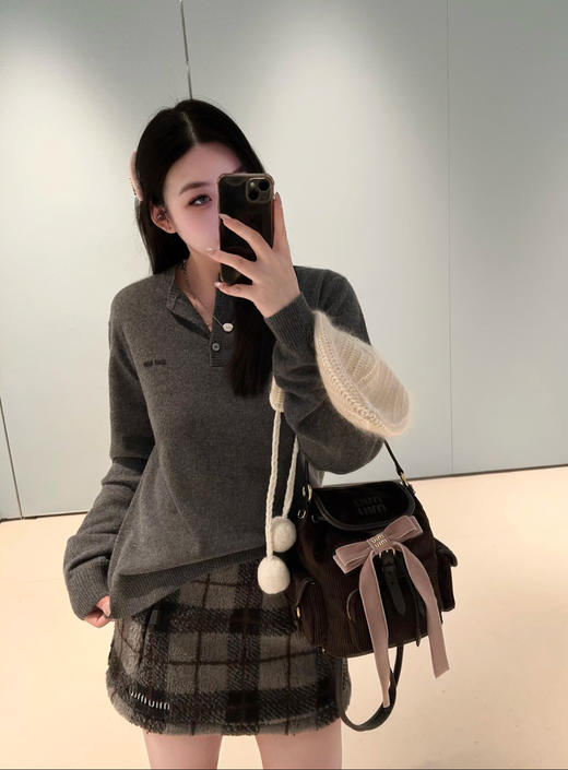 缪缪 Henley亨利领灰色针织毛衣(KX*MM) 商品图3