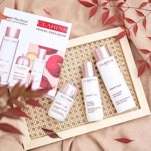 【香港直邮美妆】Clarins娇韵诗牛奶水乳小瓷瓶三件套（牛奶水清爽200ml+小瓷瓶50ml+牛奶乳75ml）柔肤水+精华+乳液科学搭配 温和不刺激 深圳海关入关 商品图3