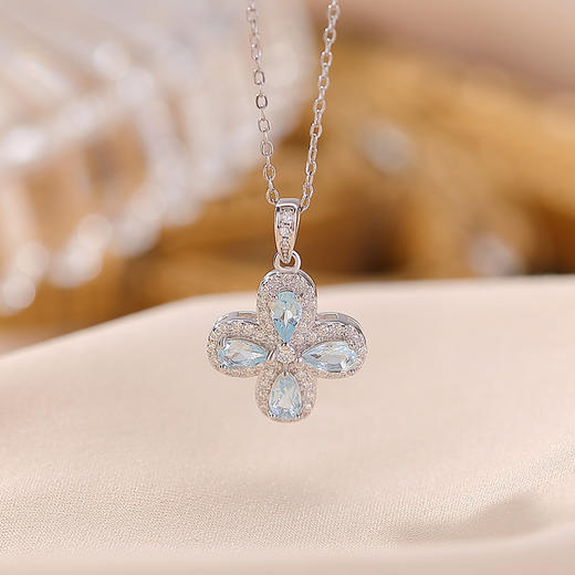 【四叶美满】S925纯银海蓝宝四叶草吊坠【CW-DZ07066】 商品图1