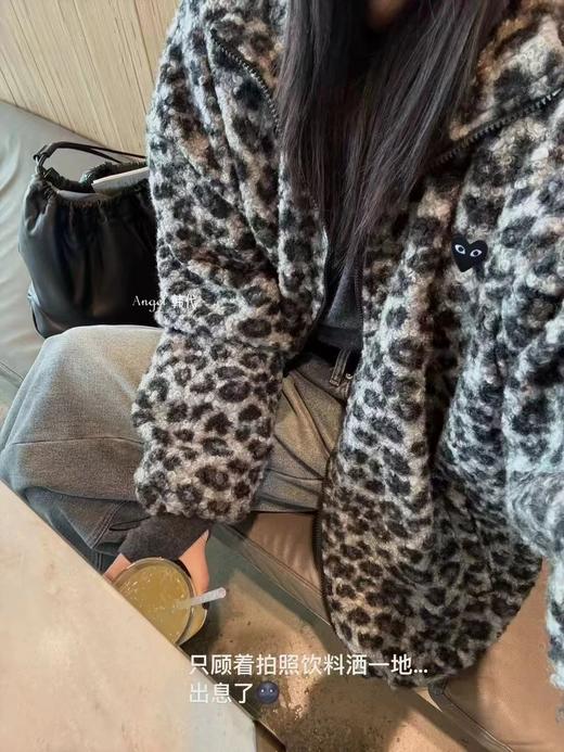 D120206复古街头感毛绒豹纹拉链外套男女同款 商品图2