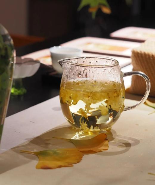 🌟2025年当季采收❗只要29.9抢2罐💰【天下泽雨·霍山铁皮石斛花】滋阴润燥，🔥一杯抚平干燥！ 养生茶首选‼ ✅一泡即喝，味道清香扑鼻，🥣喝起来清甜回甘‼  商品图4